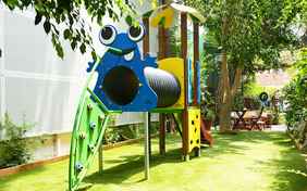 Der kleine Spielplatz im Garten